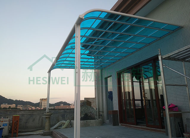 廣州白云區(qū)同和天健廣場(chǎng)創(chuàng)意園雨棚一棟陳女士