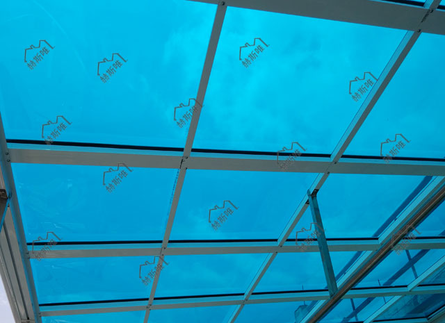 陽臺窗戶遮陽棚案例1 俞小姐