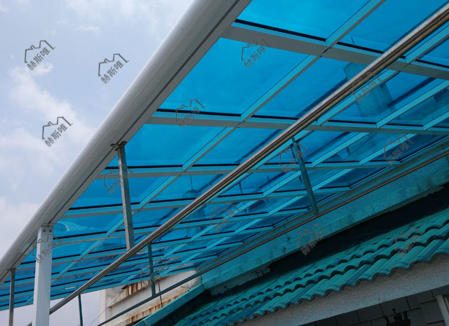 陽臺窗戶遮陽棚案例1 俞小姐