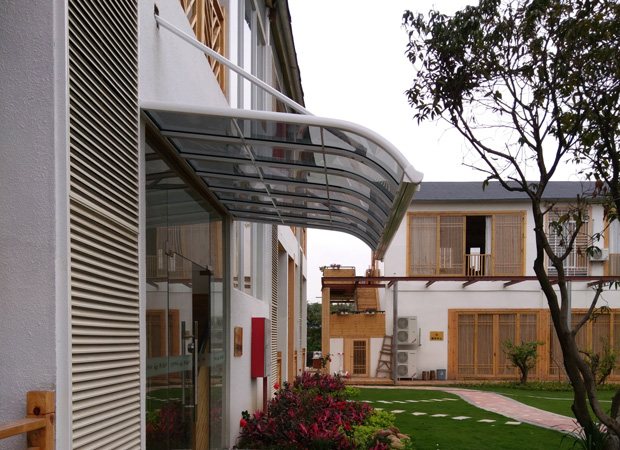 戶外遮陽(yáng)雨棚