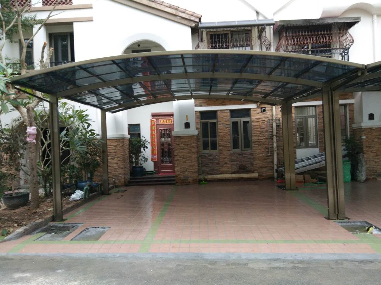 鋁合金車棚材料的小常識(shí)