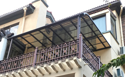 別墅小區(qū)遮陽雨棚